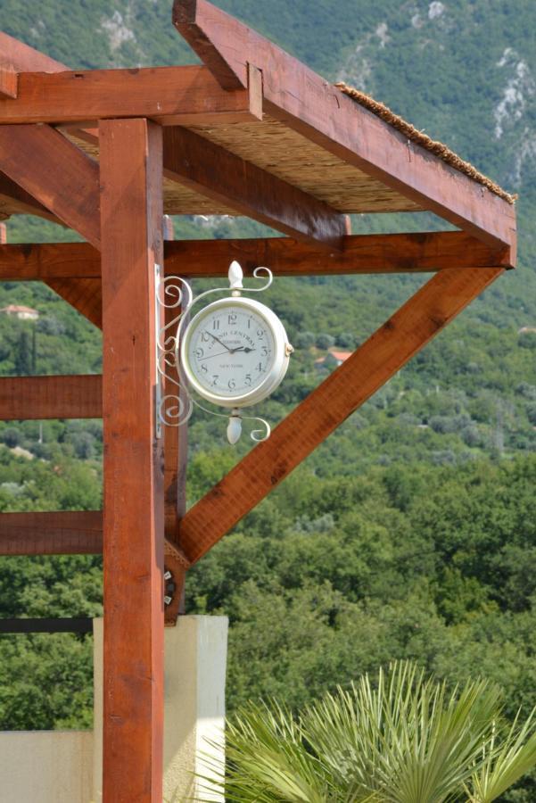 Vila Pelinovo Kotor Luaran gambar