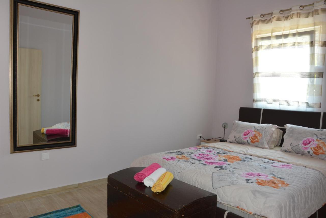 Vila Pelinovo Kotor Luaran gambar