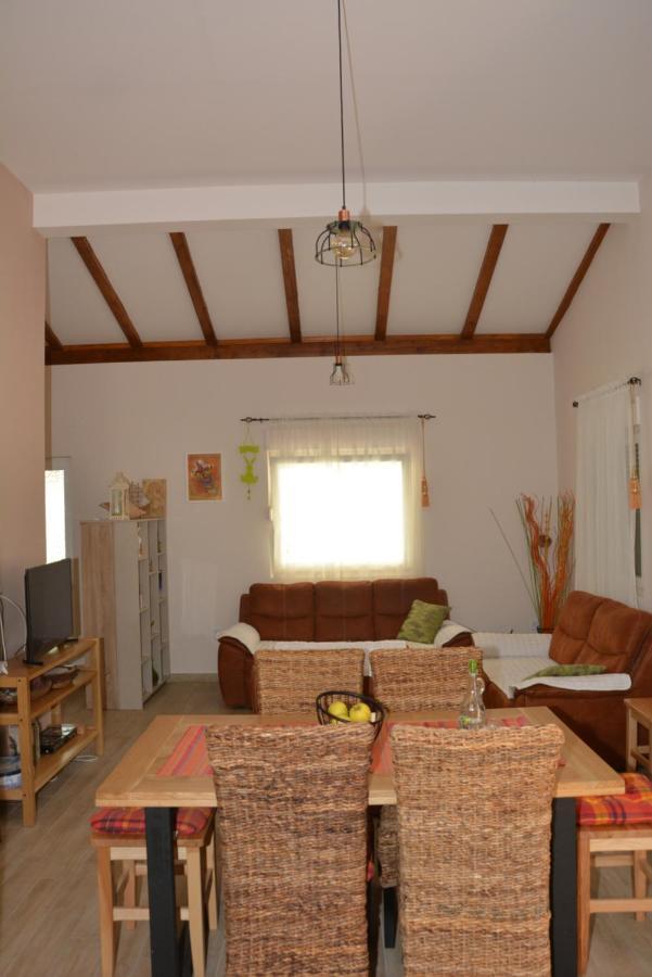Vila Pelinovo Kotor Luaran gambar